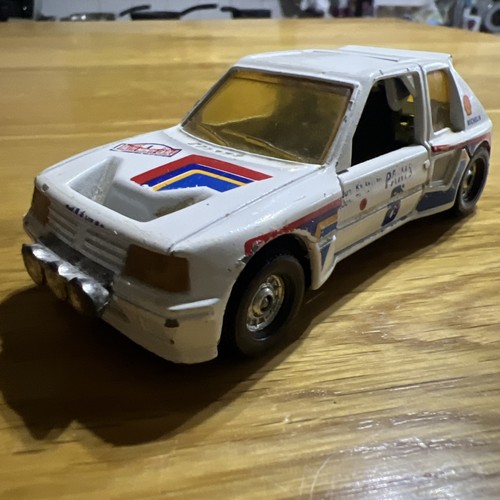 Corgi peugeot 205 turbo - corgi,