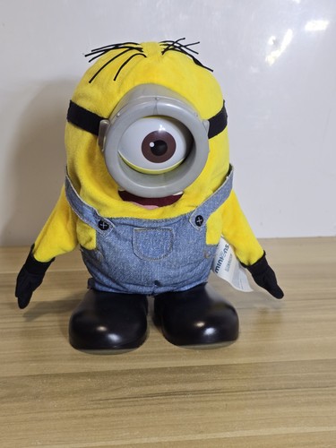 Despicable minions talking - me:,