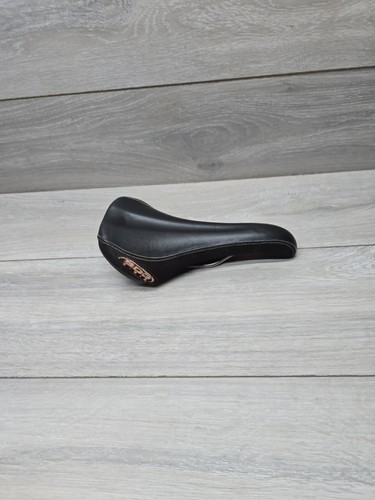 Retro sdg bel - sdg, saddle