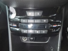 HEATING SWITCHES PEUGEOT 2008