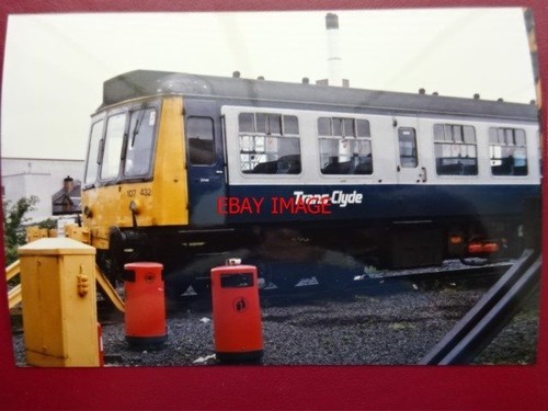 Photo dmu class 107 unit - ,