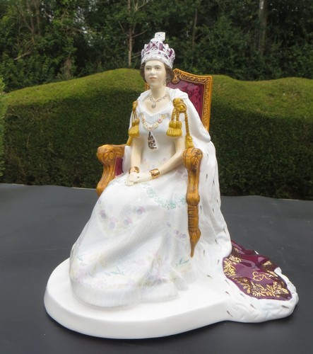 Royal doulton queen - doulton, elizabeth