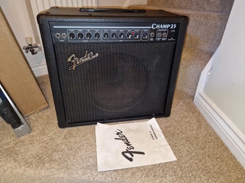 Fender champ guitar - 25, combo
