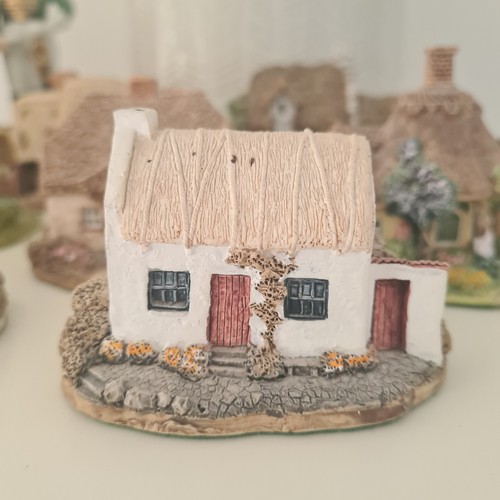 Lilliput lane donegal cottage - lilliput,