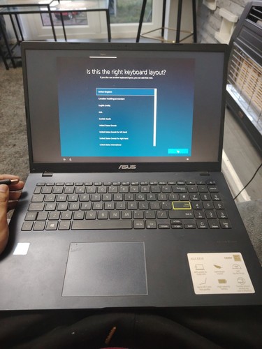 Asus e510ma - 15.6",