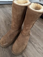 UGG AUSTRALIA Women's Classic Tall Chestnut Sheepskin Boots, Size UK5/EU38