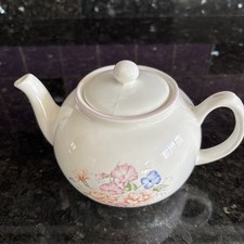 Buckingham Fine Bone China Teapot Floral Pattern Excellent Condition 