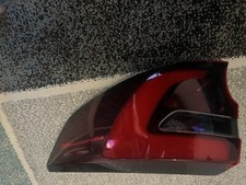 COROLLA DRIVERS TAIL LIGHT