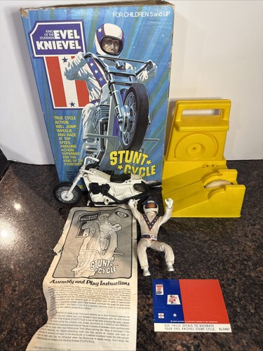 Vintage 1973 ideal - vintage,