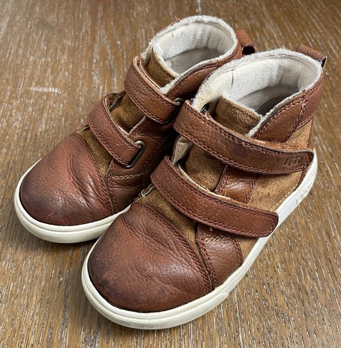 Ugg kids brown leather and - brown,