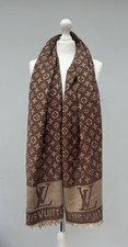 LOUIS VUITTON (Paris) Cashmere