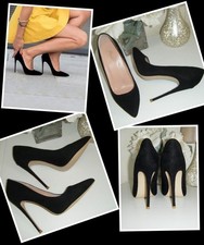 BNWOB Black Suede 4.75"