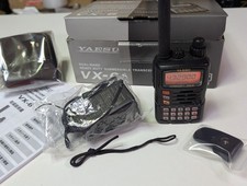 YAESU VX-6 Waterproof Dual