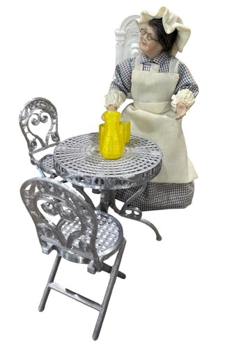 Dolls house cast iron style - cast,