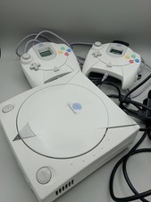 Sega Dreamcast Console and