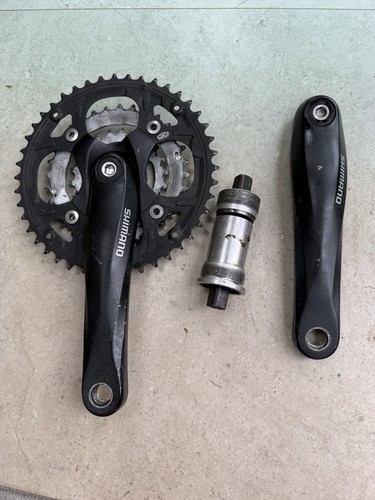 Shimano triple crankset - shimano, square
