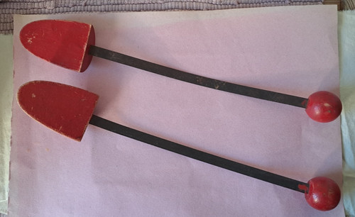 Ladies vintage shoe stretcher - vintage,
