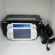 Sony PSP Playstation Portable 1003 PAL White With Original Box And Charger
