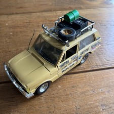 Vintage Bburago Range Rover Made in Italy Toy Car Truck Scale 1/24