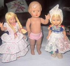 VINTAGE DISPLAY  2 X PLASTIC DOLLS + DUTCH GIRL TRAD / WOODEN CLOGS?