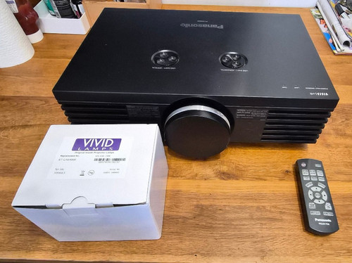 Full panasonic ae4000 - panasonic, pt-ae4000