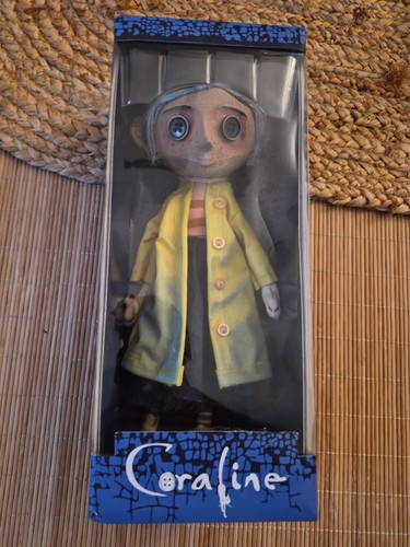 Neca coraline doll prop - neca,