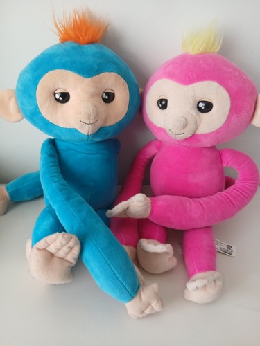 Fingerlings hugs bella - fingerlings, and