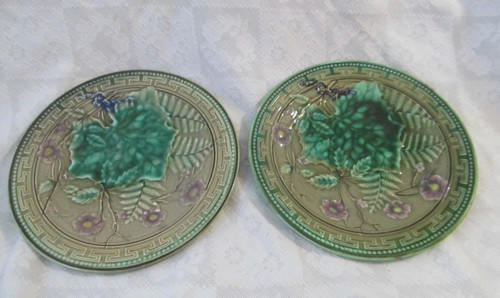 Set antique majolica 8 - 2~antique, 8"