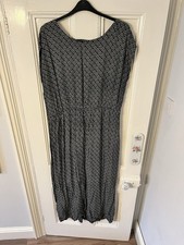 Women’s Primark Black/White Dress Size 20 Used Good Condition