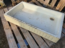 Vintage antique butlers Belfast farmhouse sink Very old and very worn WC
