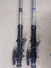 Kawasaki GPZ900R Pair Of Front