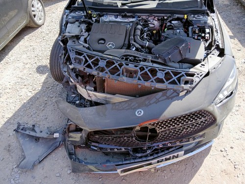 Mercedes benz cla 180 - mercedes-benz,
