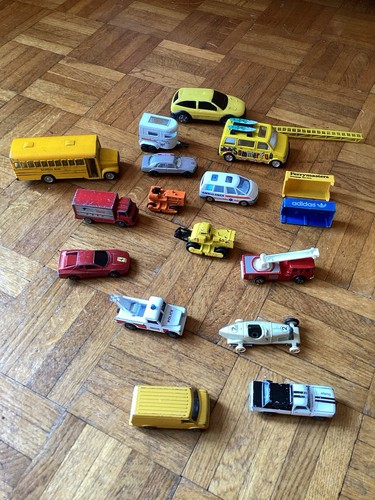 Mixed bundle toy vehicles - of,