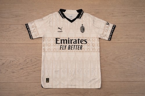 Milan pleasures 2023 24 - ac, x