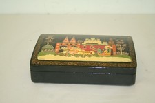 Vintage Russian Laquer Trinket