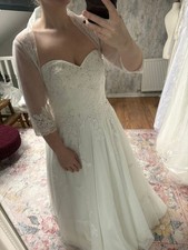 Simple Ivory Tulle Wedding