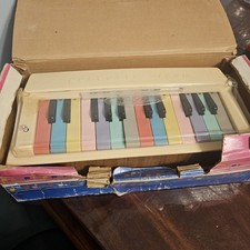 Vintage Sun 24 Key Portable