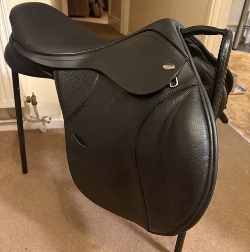 Thorowgood jump saddle 5 - t8,