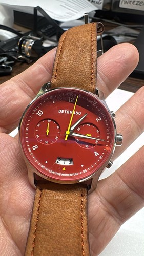 New mens 42mm - new, detomaso