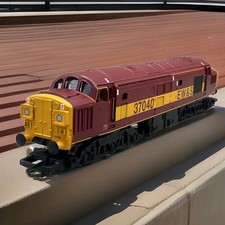 Hornby Class 37 EWS Diesel