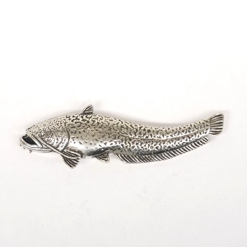 Wels catfish wells pin brooch - catfish/,