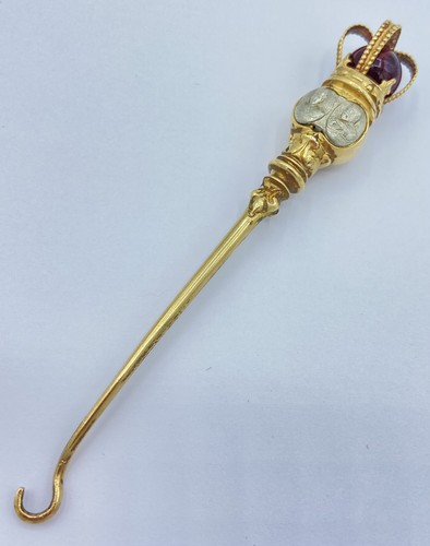Beautiful antique gold plated - beautiful,