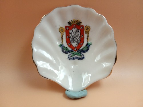 Crested china llanidloes - china,