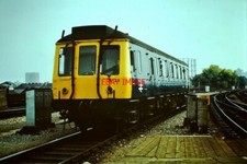 PHOTO  CLASS 121 RAILCAR SET