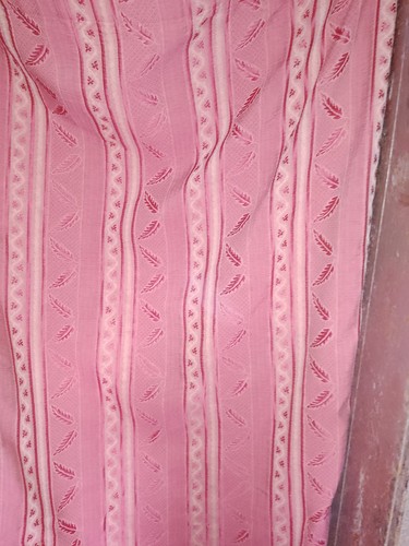 Pair curtains huge brocade - pair,
