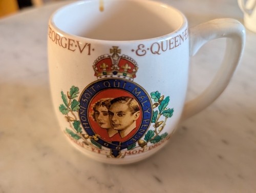 Antique royal coronation - 7,