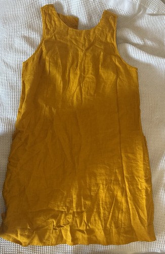 Crew golden yellow button - j.,