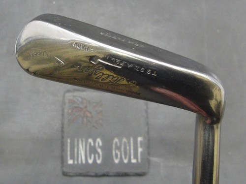 Hillyer hand forged putter - hand,