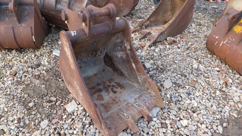 600mm bucket 45mm pin 180mm - 600mm,