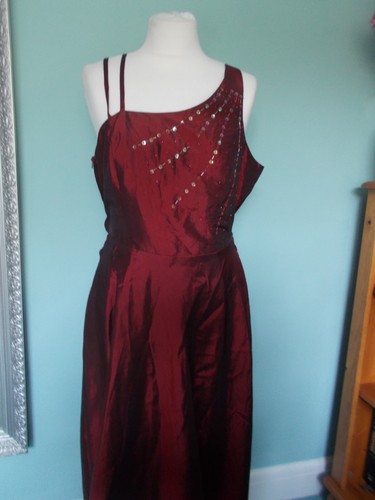 Cherlone size red - (euro40),